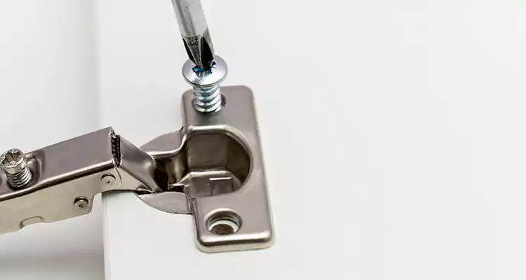 Screen Door Hinge Repair in Belmont, CA