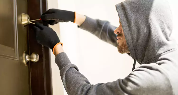 Emergency Motel Lock Repairs—Available 24/7 in Belmont, CA